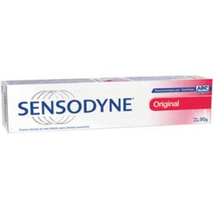 imagem de CREME DENTAL SENSODYNE ORIGINAL 90GR